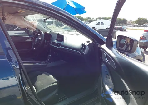 2017 Mazda Mazda3 Sport z USA, uszkodzony, nr VIN 3MZBN1U71HM153788